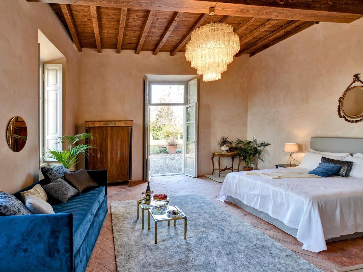 Dandelion & Park Hotel 4*